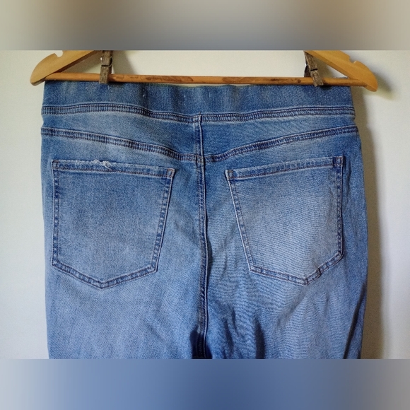🙂Wonderly Distressed Denim Pull On Super Skinny Jeans Size 12 - Picture 6 of 13